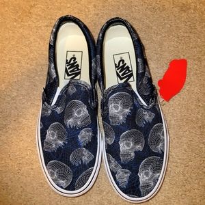 Womens slip on Vans.